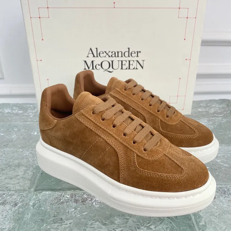 Alexander McQueen Shoe 